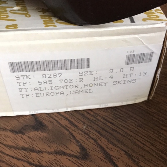 Tony Lana alligator boots. New   Honey in color size 9b - Picture 2 of 3